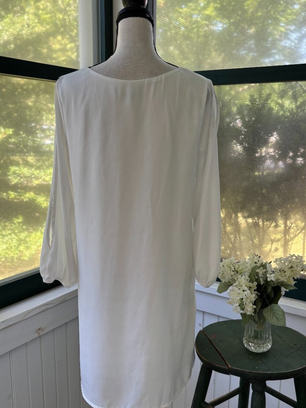 Lulus White Long Sleeve Shift Dress Medium Like New - Picture 3 of 6